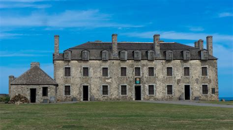 Old Fort Niagara's Terrifying Headless Ghost Awaits - HUS