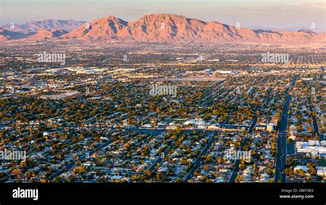 Sunrise Mountain Las Vegas Stock Photo - Alamy