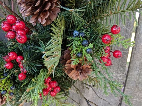 Christmas Wreath, Holiday Wreath, Country Christmas, Plaid Holiday ...