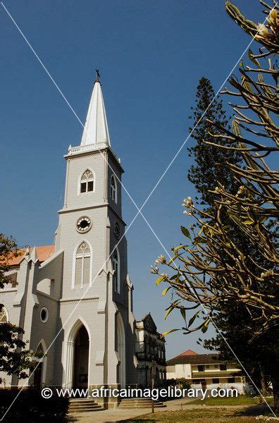 Photos and pictures of: Beira Cathedral, erected between 1907 and 1925 ...