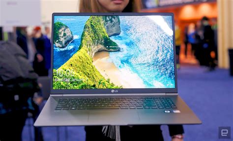 LG Gram 17 hands-on: A truly thin and light laptop for its size | Engadget