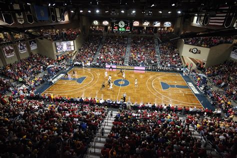 South Dakota arena to host 8-team Thanksgiving week tourney