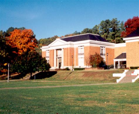 Carnegie-Vincent Library (three-quarter view), Lincoln Memorial University | PA School Finder ...