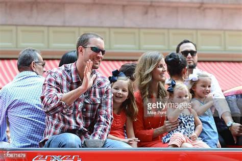 Adam Wainwright Wife: Who is Jenny Curry? - ABTC