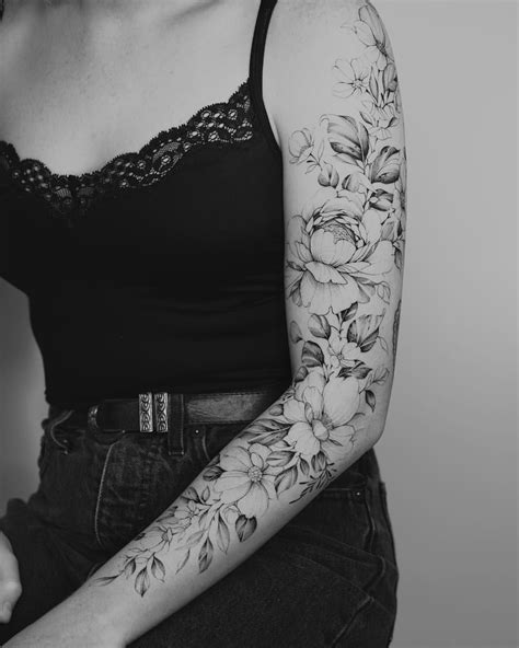 Floral sleeve 🌸🌿 | Tattoo sleeve designs, Sleeve tattoos, Sleeve tattoos for women