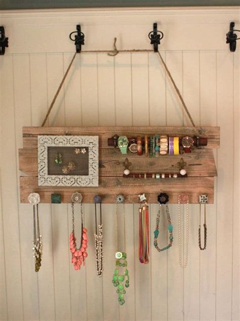 18 Funky Storage Ideas for Your Accessories | Accessory Storage Ideas