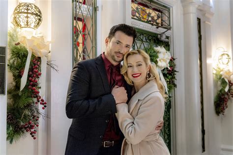 Christmas at Graceland - Cast | Hallmark Channel