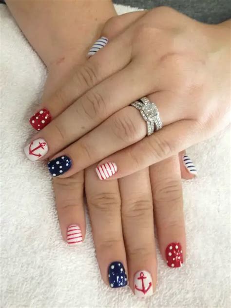 26 Cute Anchor Nail Art Designs Perfect for This Summer