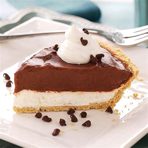 Chocolate Cream Cheese Pie Recipe: How to Make It