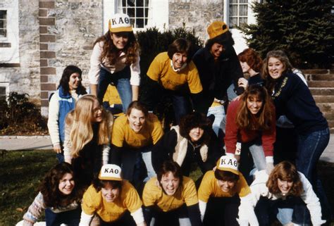 Kappa Alpha Theta members create a pyramid, c.1985 | Dickinson College