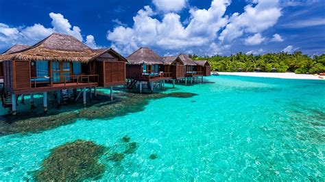 Maldives Overwater Bungalows: 15 Best Options on the Water