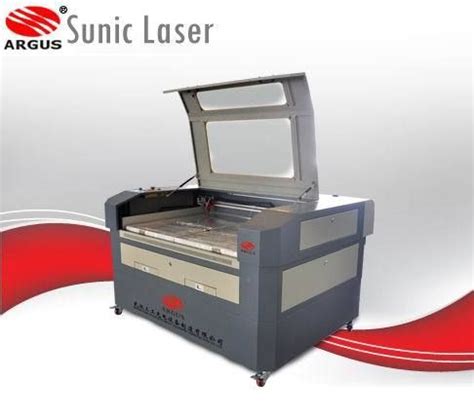 Laser Acrylic Sheet Cutting And Engraving Machine at Best Price in ...