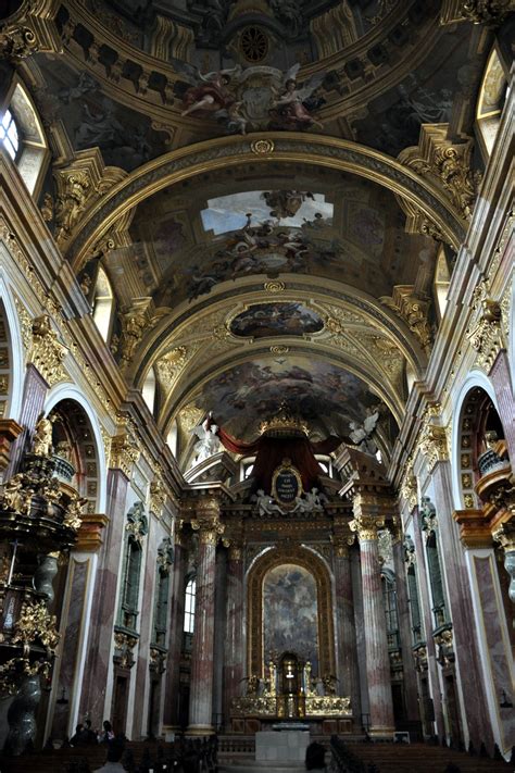 Photo: Eglise des Jésuites - Vienne - Autriche