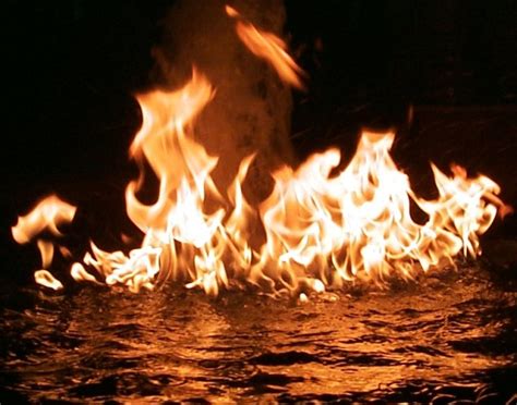 Fear of Fire(Pyrophobia ): Causes, Symptoms, Treatments, Therapies - PsychoTreat