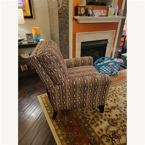 Raymour & Flanigan Pushback Recliner - AptDeco