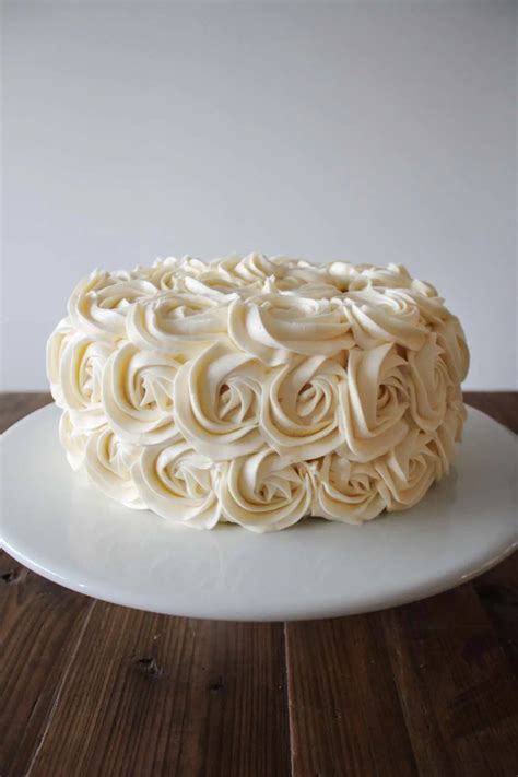 Simple Vanilla Buttercream (American Buttercream Recipe) | Liv for Cake