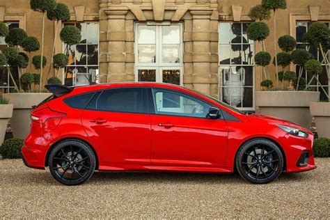 Ford Focus RS Red Edition limited-run special revealed | Motoring Research