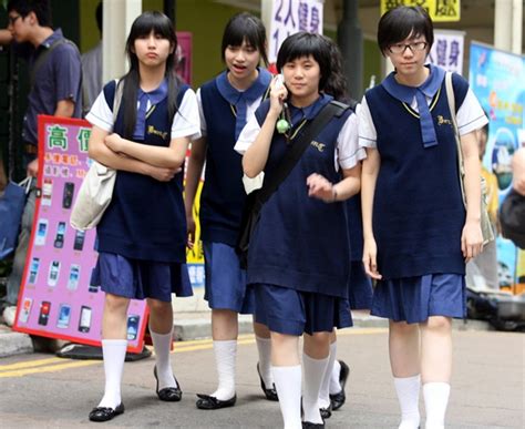 Social media buzz over the ugliness of Chinese school uniforms[7]- Chinadaily.com.cn