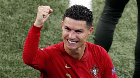 Ronaldo levels overall men's scoring record as Portugal, France advance to round of 16 | CBC Sports