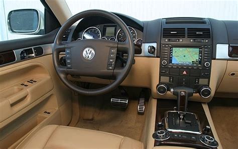 2005 Volkswagen Touareg Interior Pictures