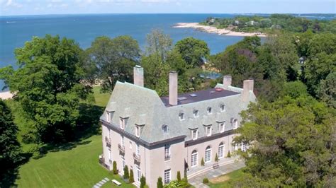 The Real Great Gatsby House? Long Island Home for Sale