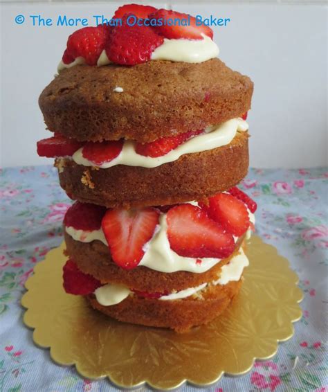 Mini Victoria Sponge | Mini victoria sponge, Victoria sponge, Clotted cream