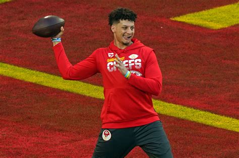 Patrick Mahomes' contract prevents him from doing these activities