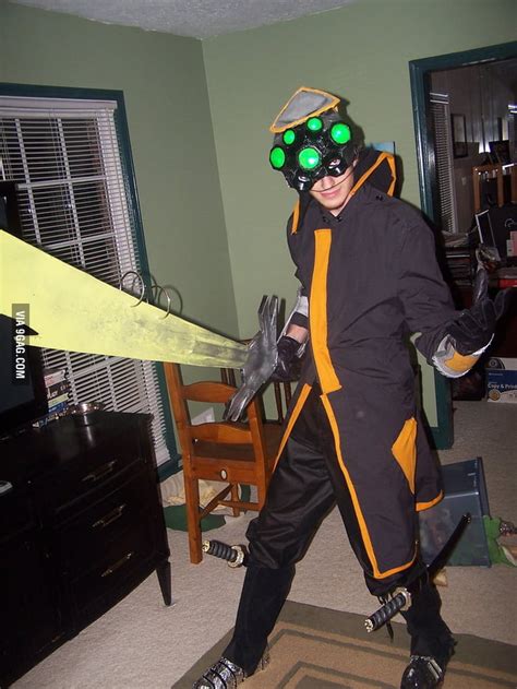 Master yi cosplay!! - 9GAG