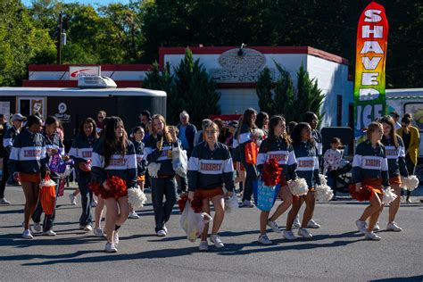 Parade – Madison Street Festival