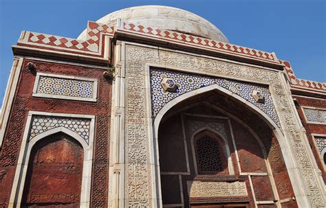 Take A Look @ Atgah Khan’s Tomb In Nizamuddin | So Delhi