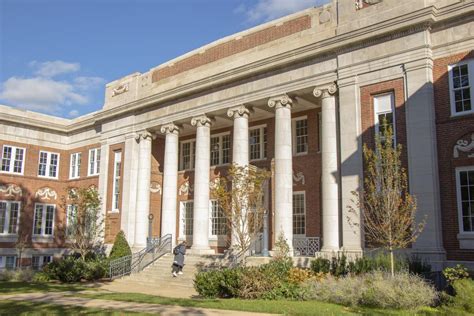 Peabody College, community react to Hillsdale College President’s ...