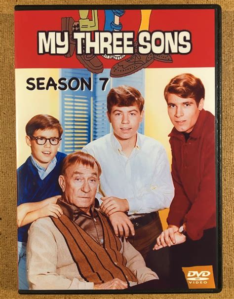 My Three Sons DVD: Season 7 - Fred MacMurray, William Demarest 4-Disc ...