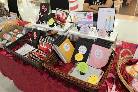 christmas craft bazaar | Bloom Bazaar 5: Christmas Edition! Christmas Bazaar Ideas, Fair Display ...