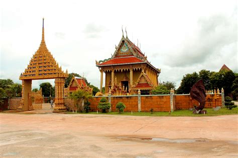 Temple Wat In Thailand Free Stock Photo - Public Domain Pictures