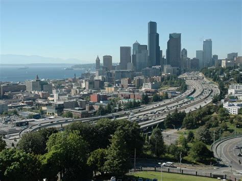 Beacon Hill Condominium in Seattle - Seattle Dream Homes - Seattle Real Estate for Sale