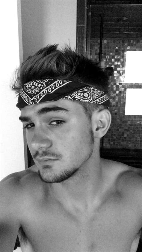 46 best images about Bandana headband for men on Pinterest | Wavy hairstyles, Frank ocean and Beards