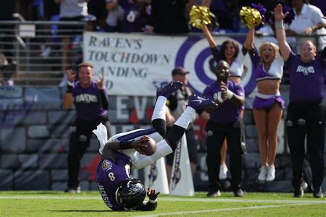 Baltimore Ravens star Lamar Jackson pulls off absurd 79-yard TD run