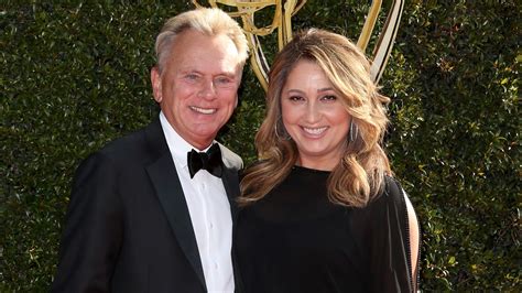 Pat Sajak and Wife Lesly Brown's Cutest Photos Over the Years