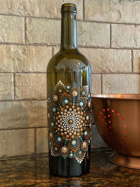 Dot art on a wine bottle in 2021 | Diy canvas art painting, Dots art, Mandala painting