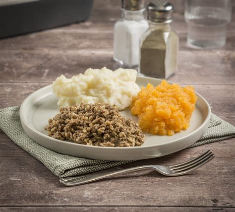 Haggis, Neeps and Tatties | Haggis Meal | Microwave Haggis