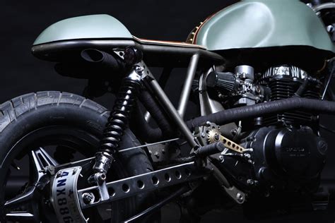 Honda CM400 Cafe Racer - Return of the Cafe Racers