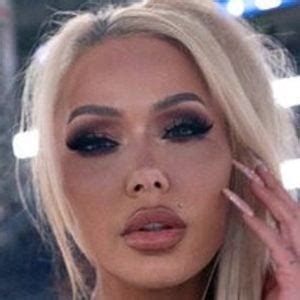 Bunnie Xo - Age, Family, Bio | Famous Birthdays