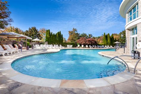 Grandover Resort & Spa, a Wyndham Grand Hotel: Pool & Spa Day Pass Greensboro | ResortPass