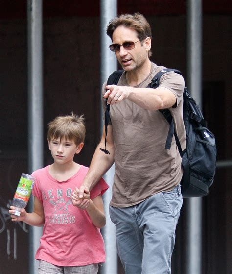 David Duchovny out and about with his son Miller. | Bandas de rock ...