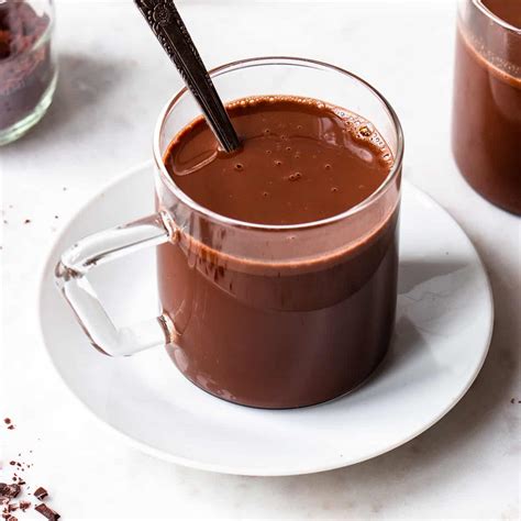 Dairy-Free Hot Chocolate - Cooking With Elo