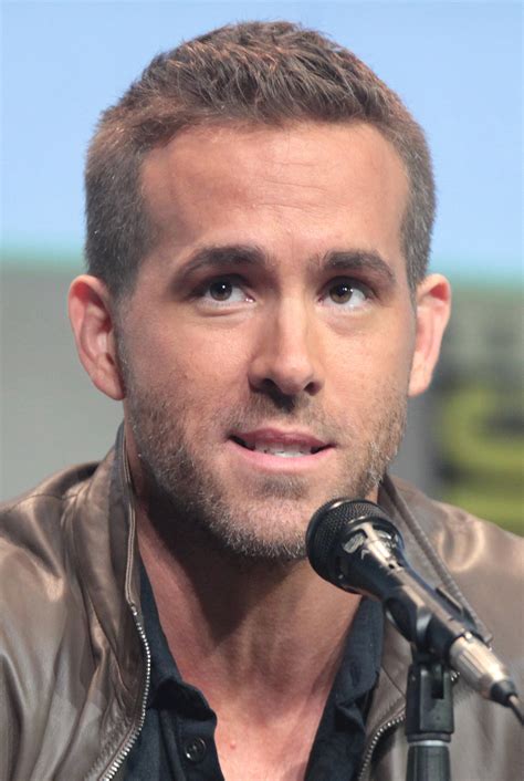 Ryan Reynolds - Wikipedia