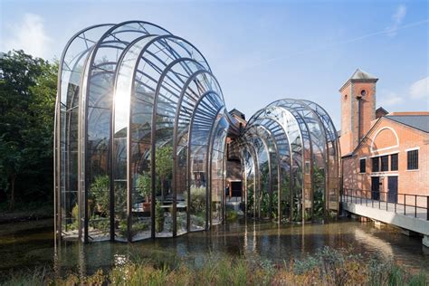 Gin ﬁzz: Bombay Sapphire Distillery by Heatherwick Studio