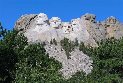 Which Four Presidents Are On Mount Rushmore? - WorldAtlas