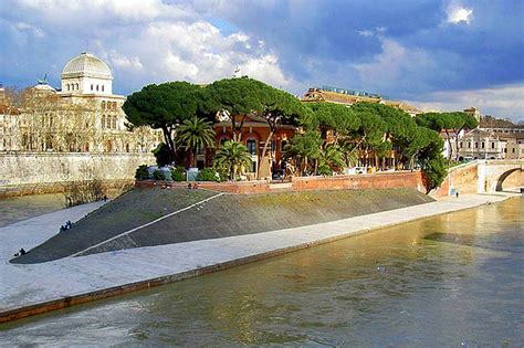 Tiber Island, Rome