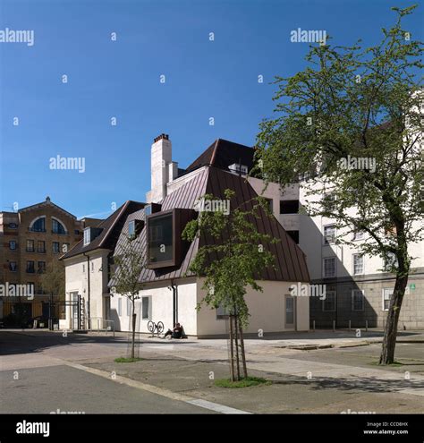 NEW HORIZON YOUTH CENTRE, ADAM KHAN ARCHITECTS, LONDON, UNITED KINGDOM, 2010 Stock Photo - Alamy